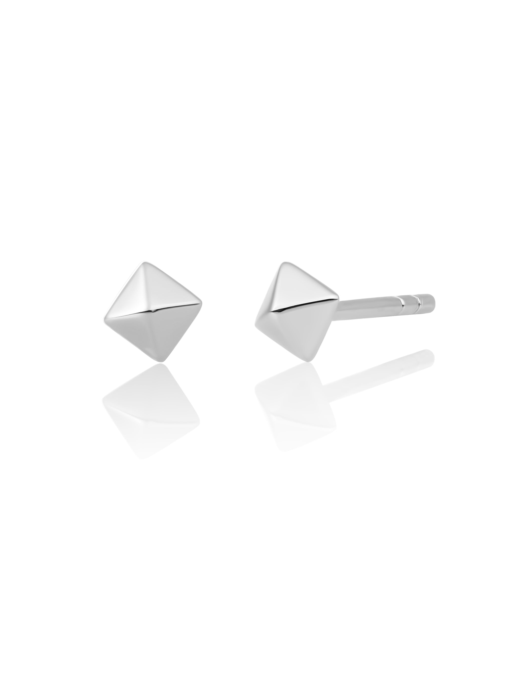 Edge Pyramid Oorknopjes | Zilver