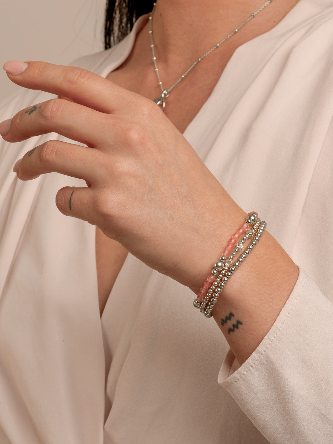 Cherry Quartz Bold Mix Essentials Armbanden Stack | Zilver