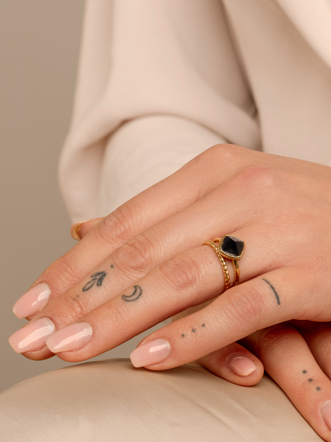 Edge Ring Onyx | 9 karaat