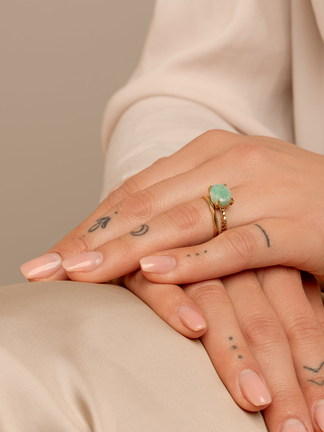 Rich Green Amazonite Twist Ringen Stack | 9 karaat