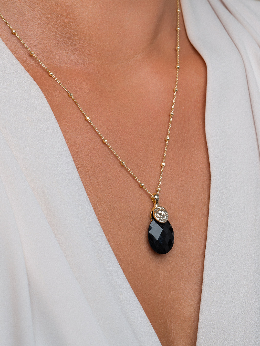 Onyx Medium Oval ketting edelsteen