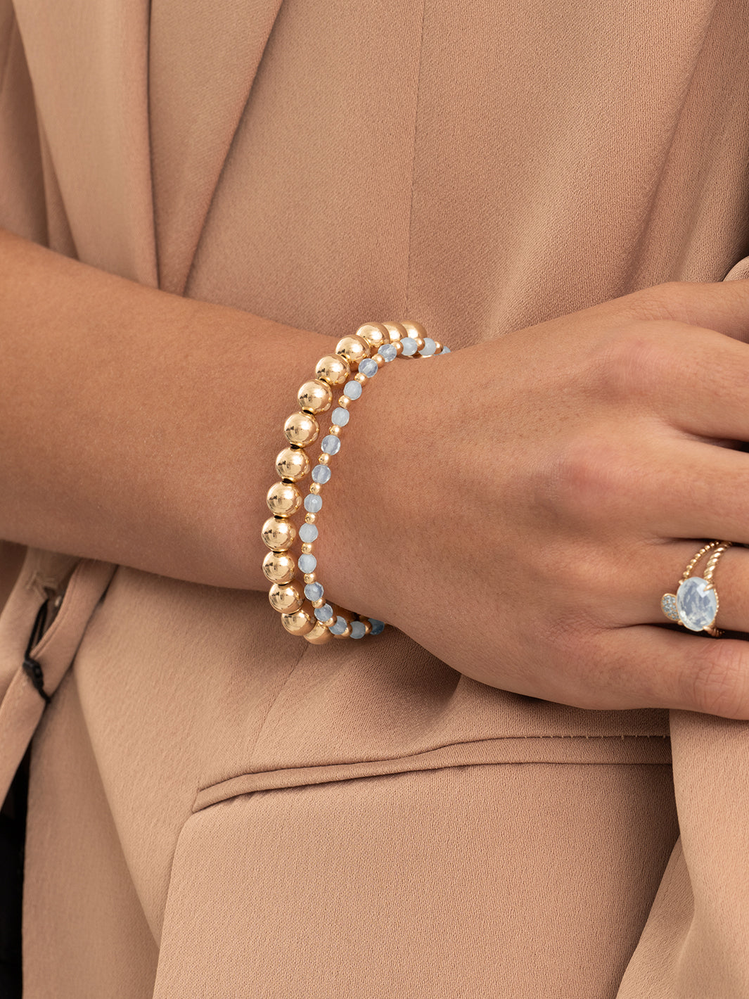 Opalite Interstellar Saturn Large Armbanden Stack | Goudkleurig