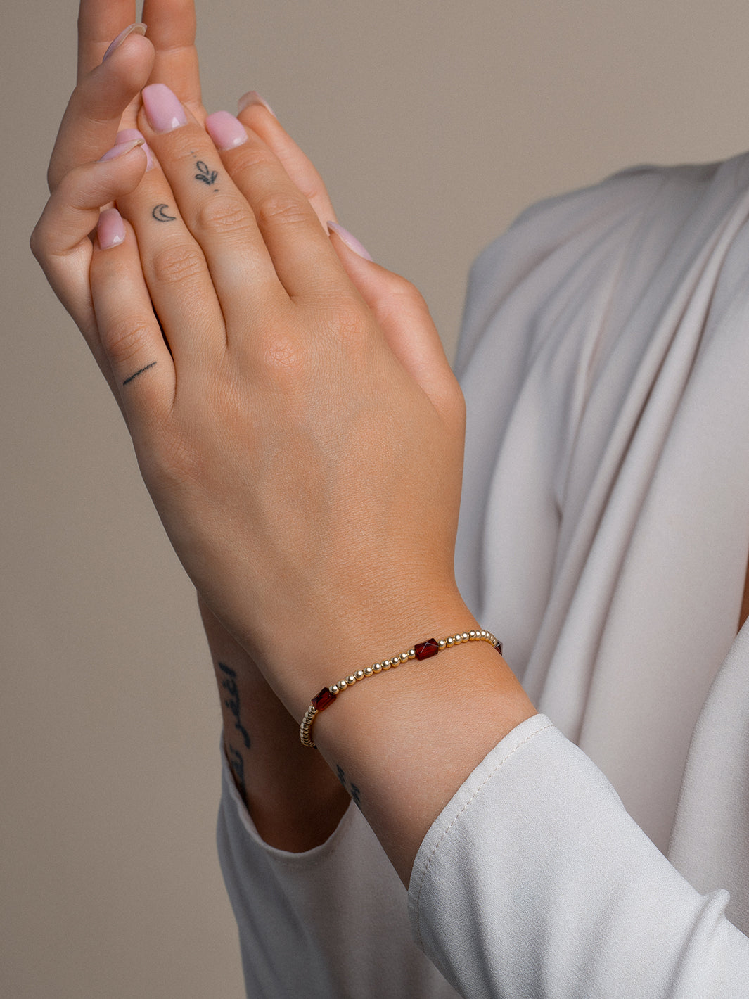 Ruby Quartz Bar Edelsteen Armband  #kleur_goud
